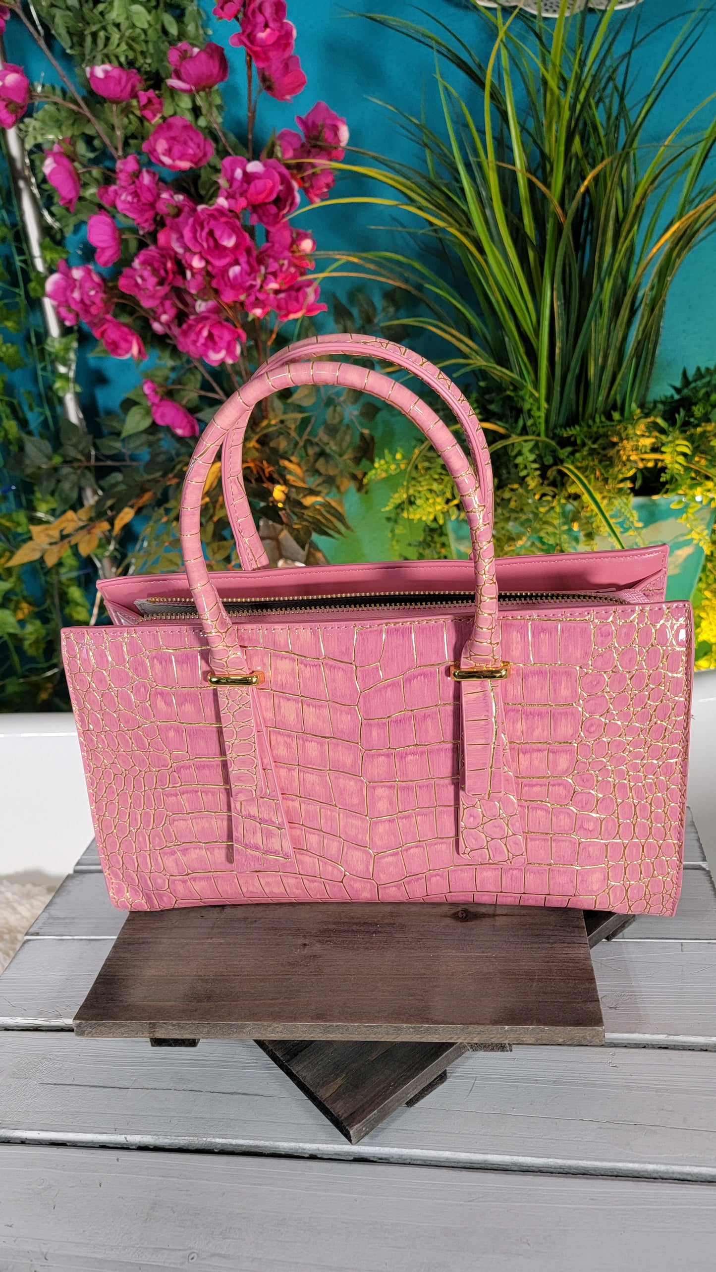 Barbie Croc bag in PINK