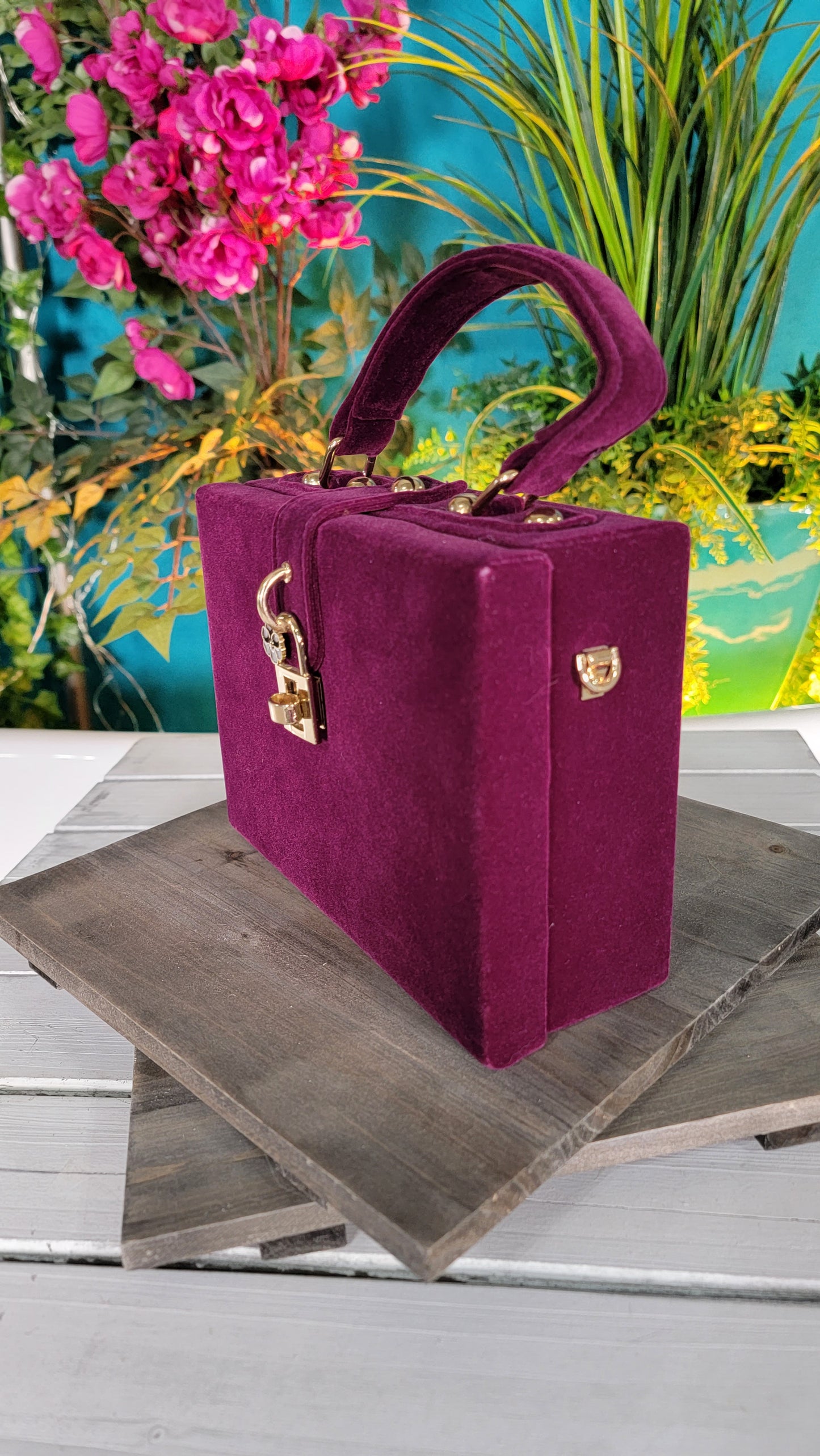 LunchBox Magenta Velvet