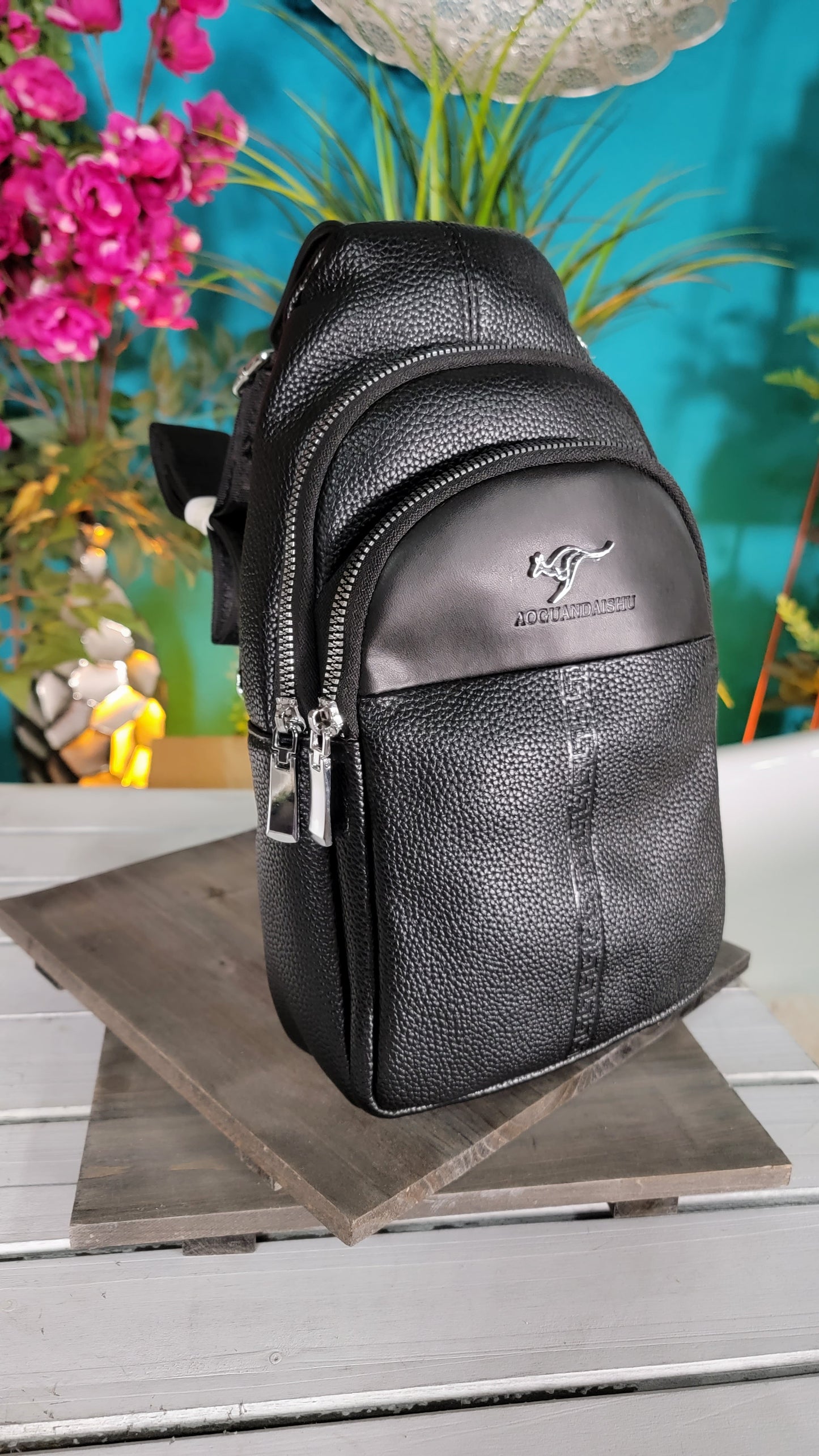 Sporty Bag Faux Black Leather