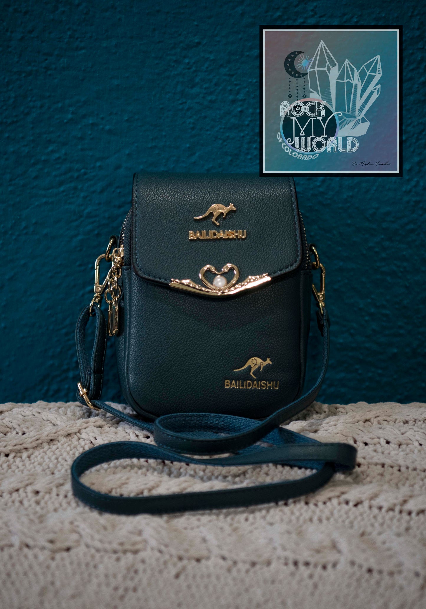 Kangaroo Camera Style Bag